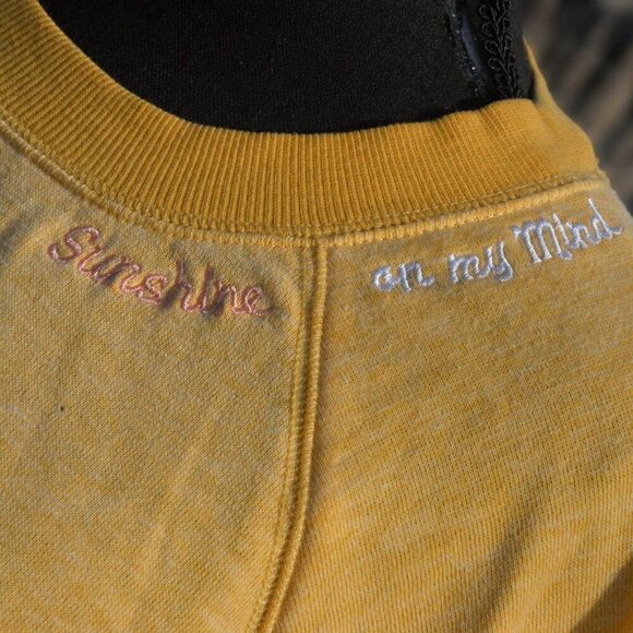 Old Navy Lightweight Sweatshirt Sunshine on My Mind Embroidered Size Small - Picture 1 of 7